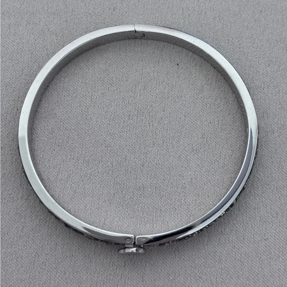 Kate Spade New York Silver-Tone Everyday Spade Glitter Enamel Bangle Bracelet - Picture 3 of 7